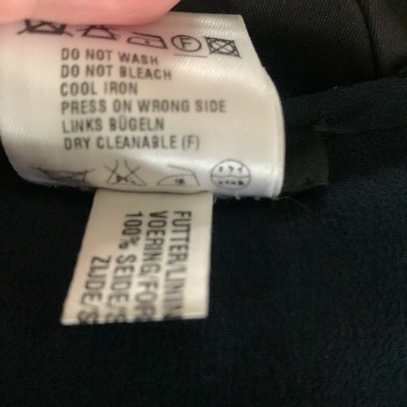 Escada 100% Silk Navy Embellished Skirt **RARE FIND** - Picture 9 of 9